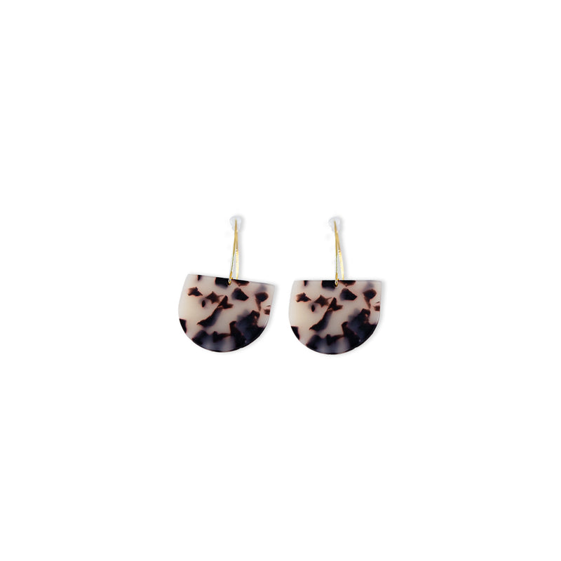 Matte Blonde Tortoise Tab Earrings